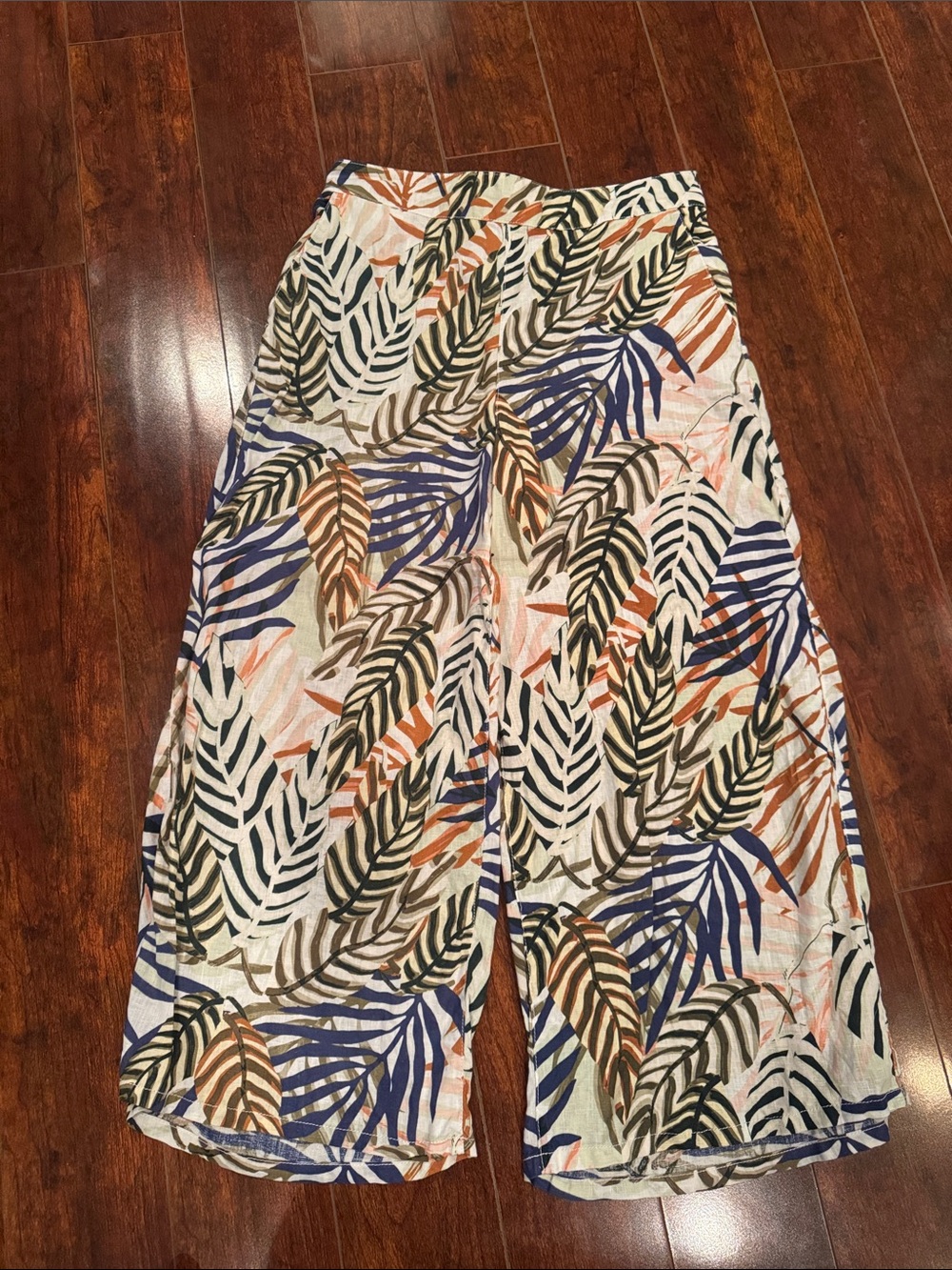 Tahari Tropical Leaf Print Wide-Leg Pants - White Base